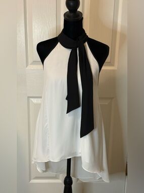 Sax 5th Avenue Chiffon high low Halter Tie-Neck Top in Black & White
